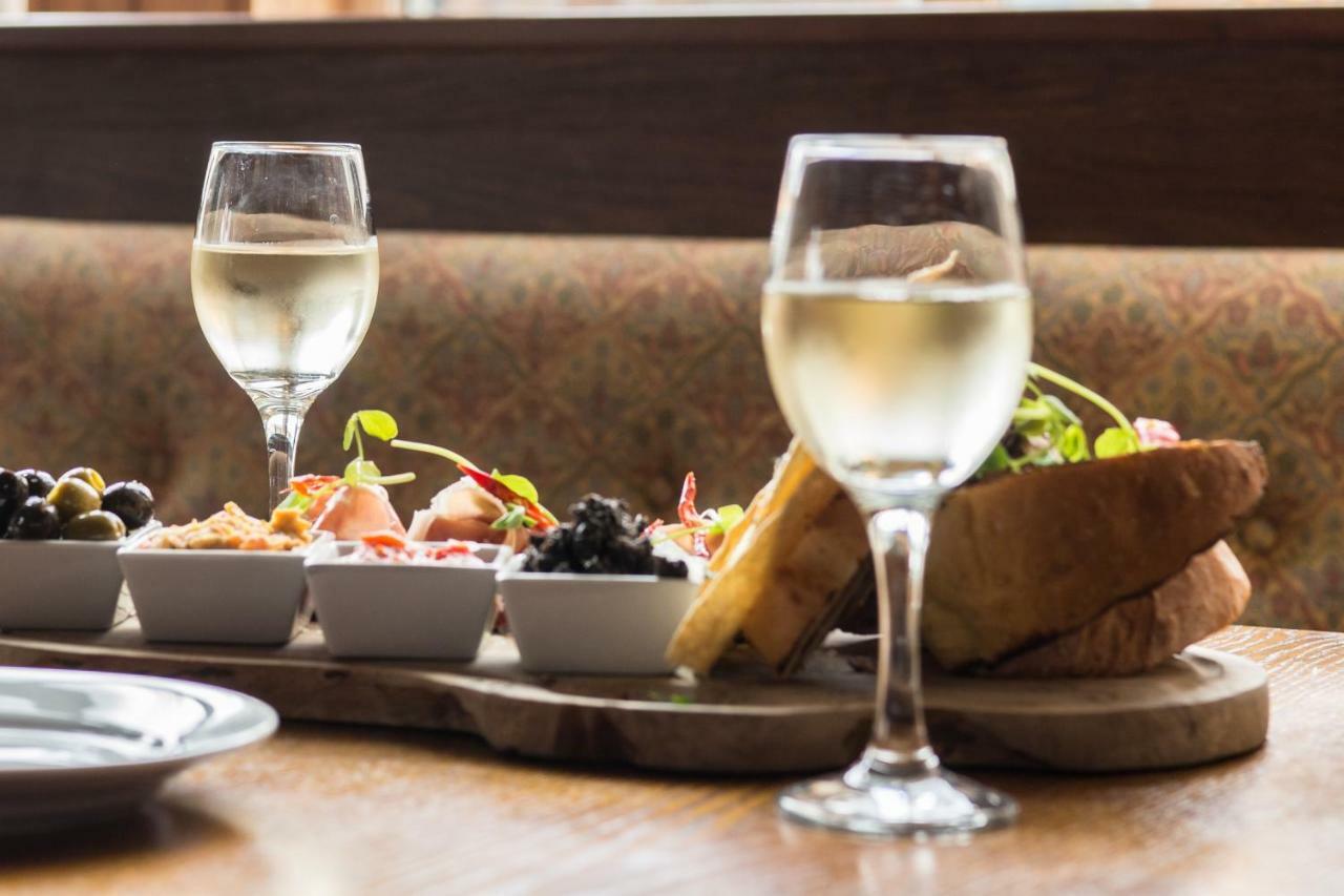 The Ambleside Inn - The Inn Collection Group エクステリア 写真